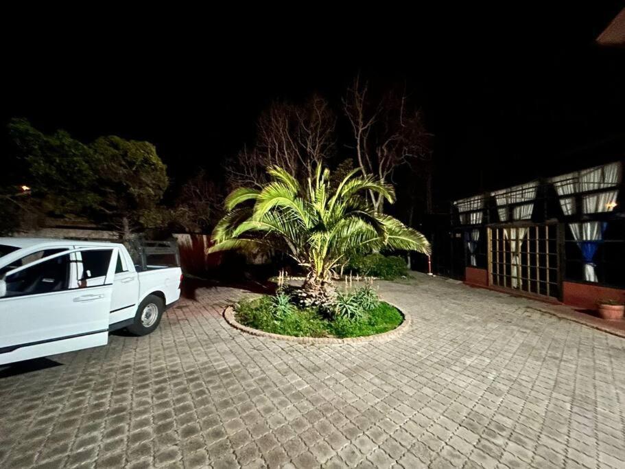 Casona Con Salon De Eventos *