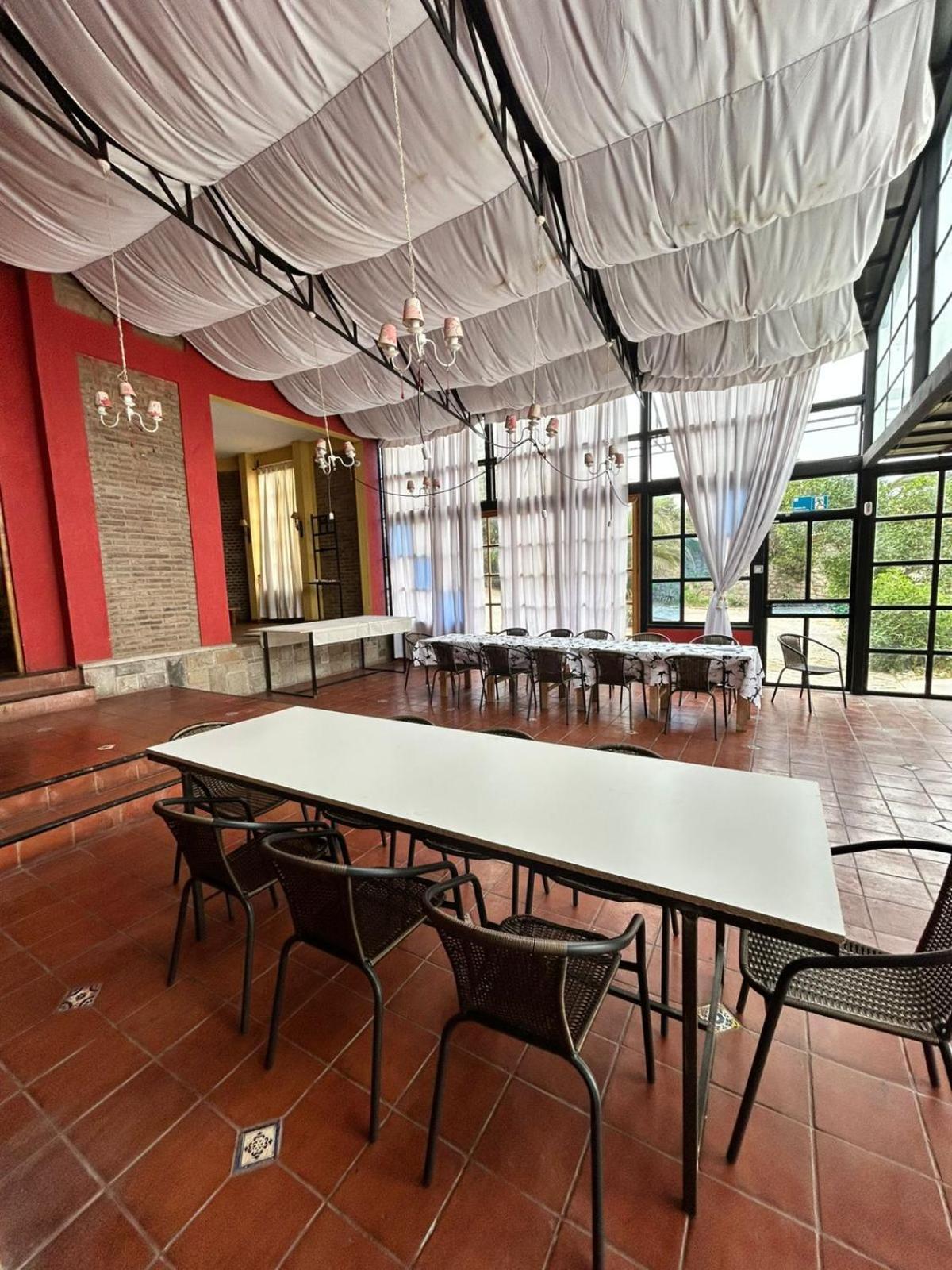 Casona Con Salon De Eventos